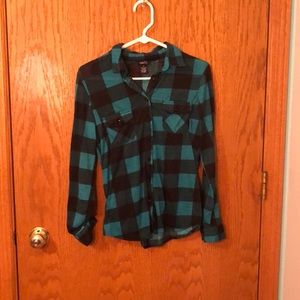 Long sleeve flannel